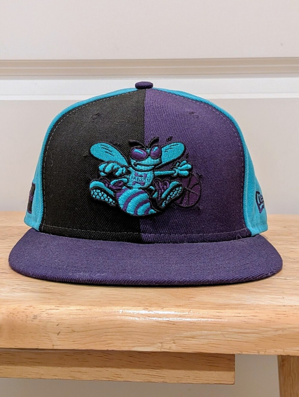 EUC Charlotte Hornets 7 3/8 New Era 59FIFTY Hardwood Classics Baseball Cap